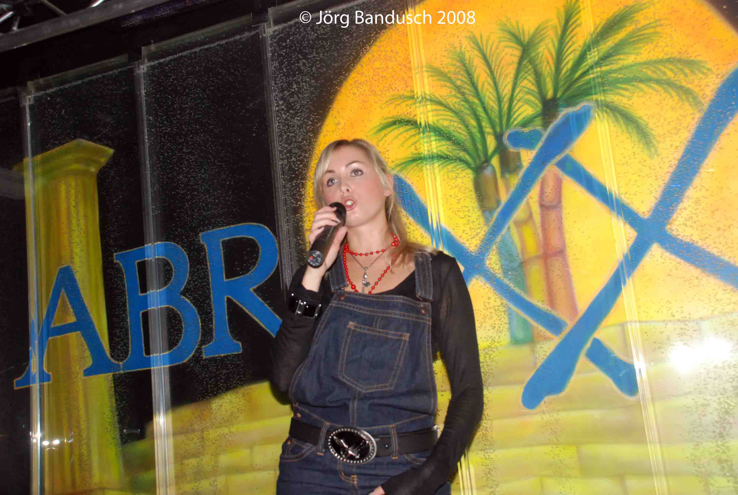 DSC_0175 copy.jpg